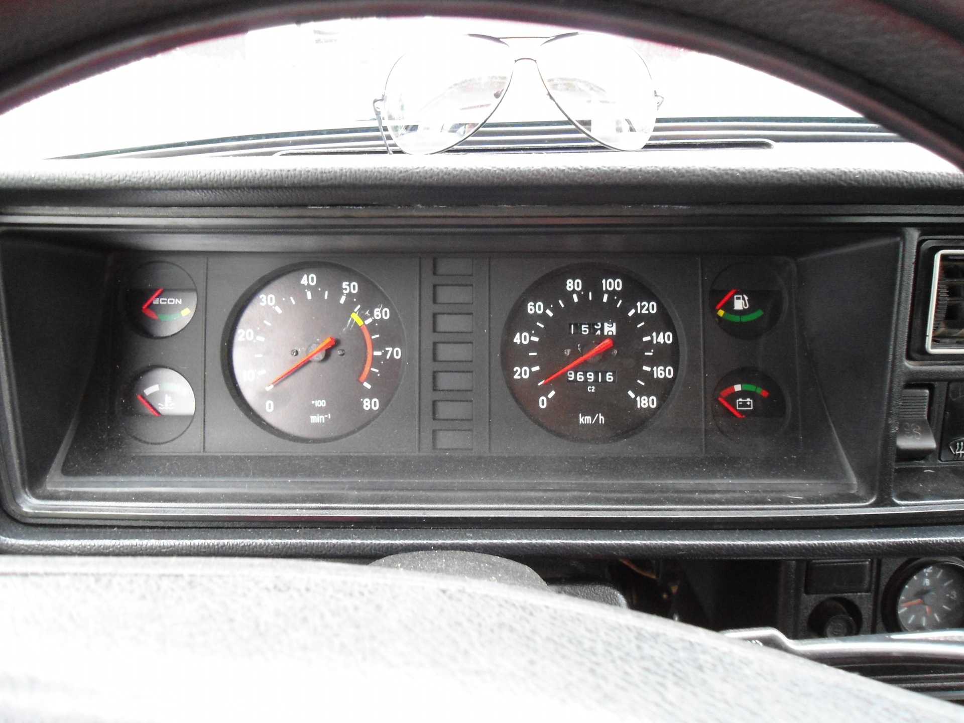 Фото 124 — АЗ 2105: Что делать, если загорелся индикатор температуры