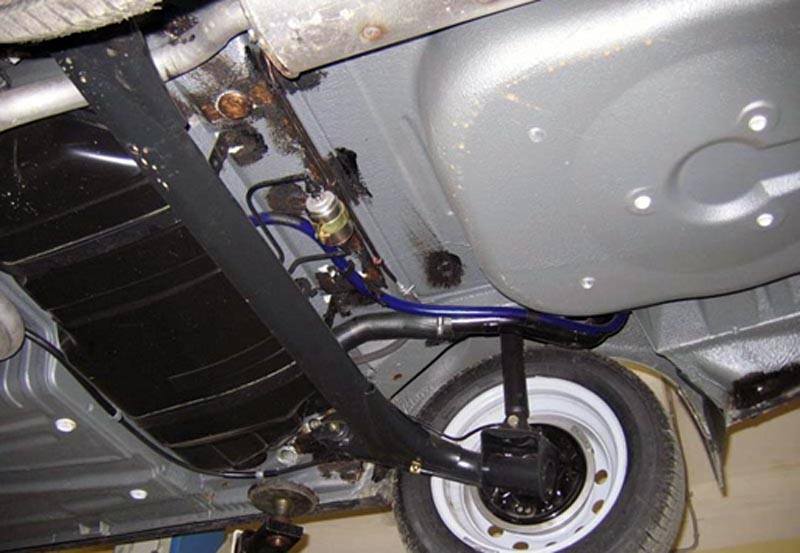 АЗ 2114: Как провести самостоятельную замену топливного насоса